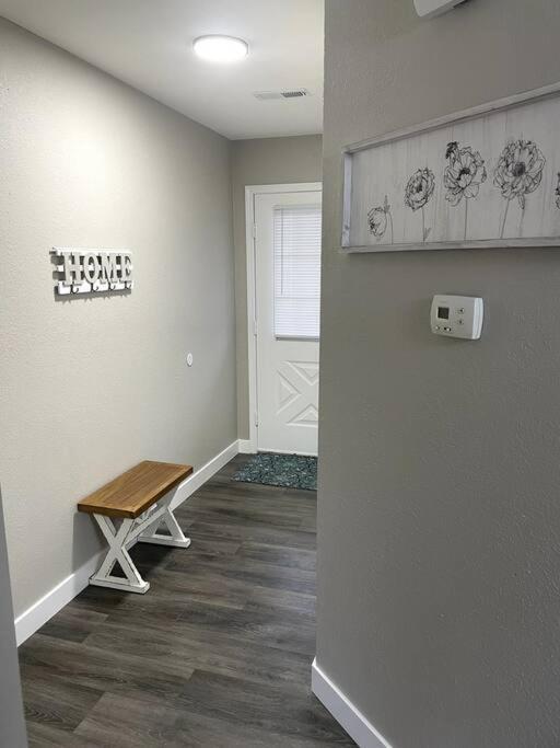 New Remodeled Luxury By The Lake, No Stairs! Ferienhaus Branson